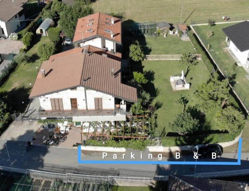 Bed & Breakfast Indi Thelar Villa Guardia Екстер'єр фото