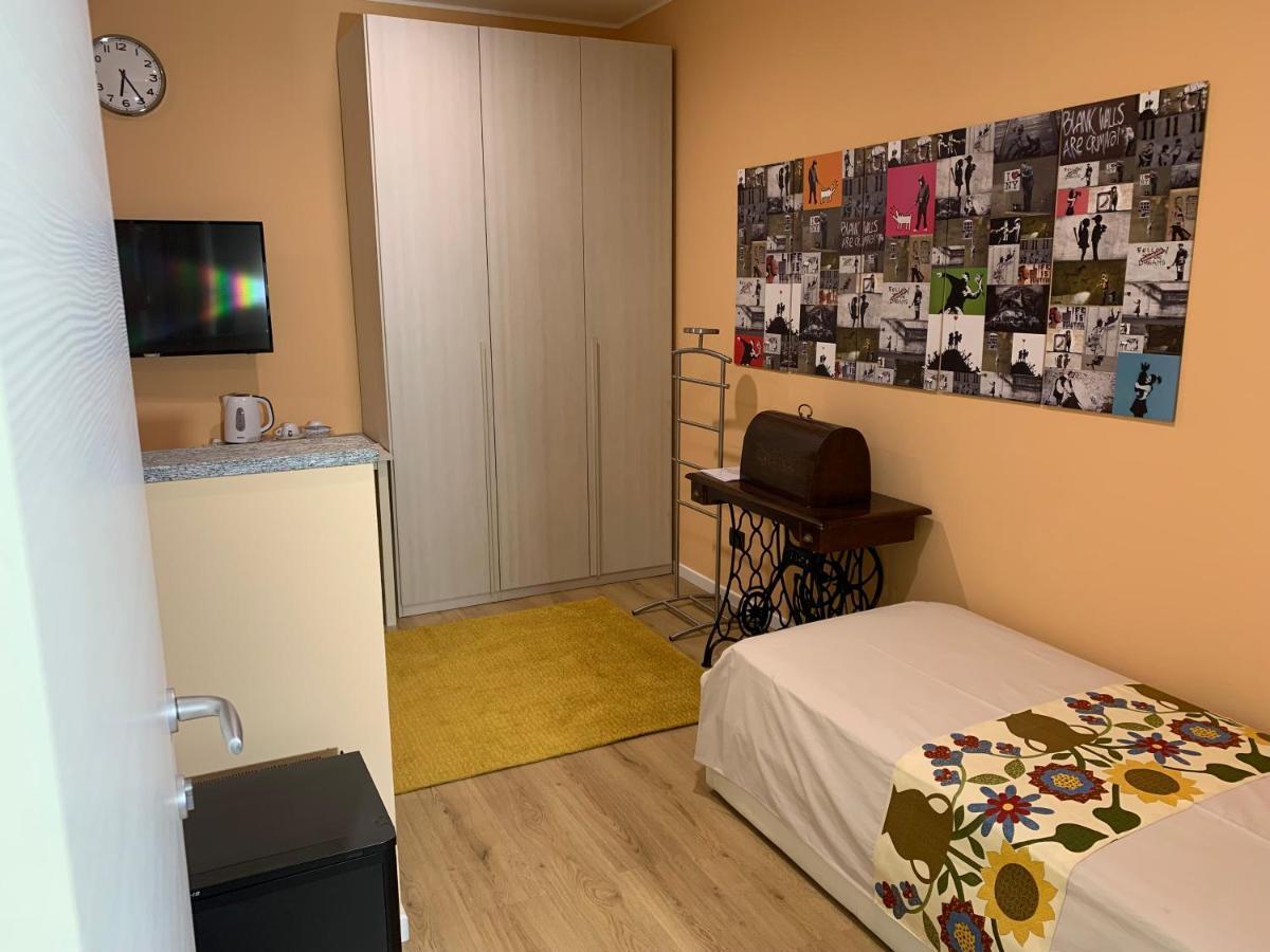 Bed & Breakfast Indi Thelar Villa Guardia Екстер'єр фото