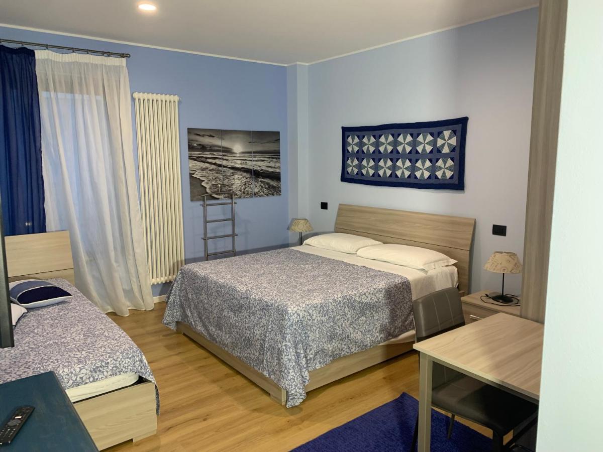 Bed & Breakfast Indi Thelar Villa Guardia Екстер'єр фото